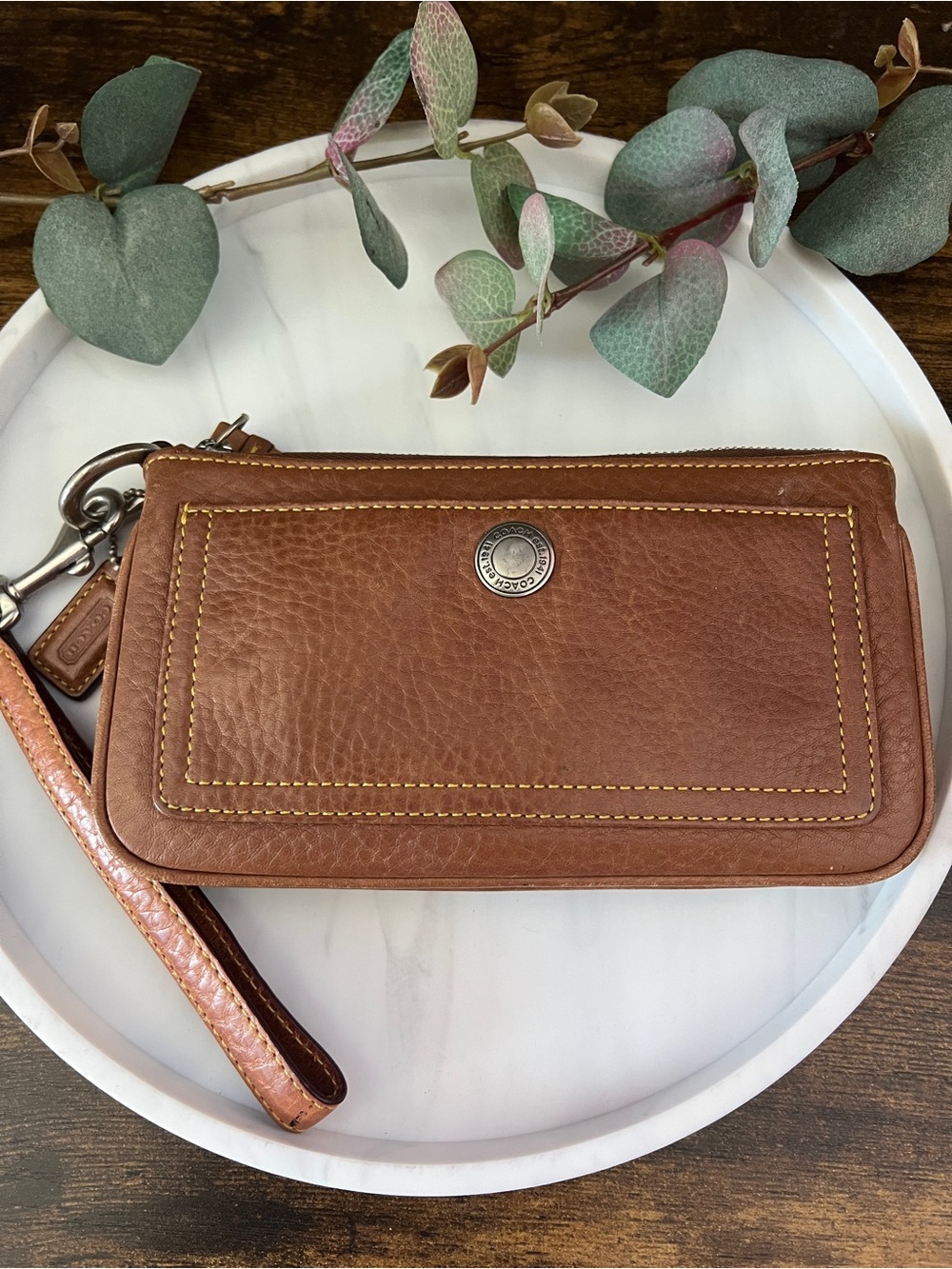 Vintage COACH Cognac Brown Pebbled Leather Zip Wristlet